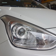 Hình-ảnh-lắp-hoàn-chỉnh-Độ-bóng-đèn-bi-xenon-ô-tô-xe-Hyundai-i10